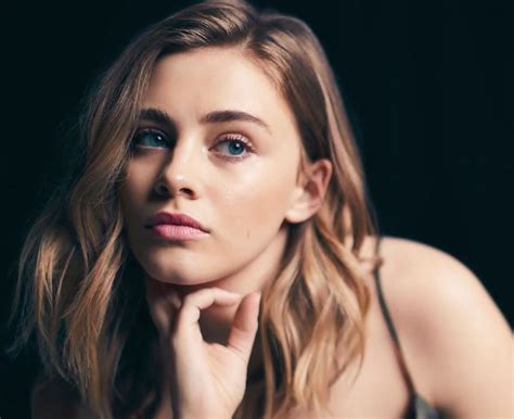 josephine langford feet|Josephine Langford Bio, Age, Height, Boyfriend, Net。